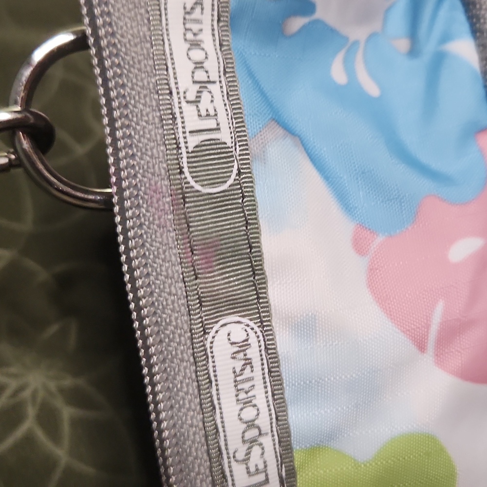 LeSportsac Topical Hawaii Crossbody 3 zip - Picture 6 of 8